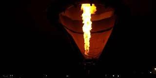 慢镜头，热气球燃烧火的能量