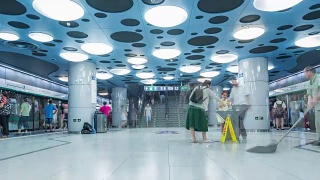 中国北京地铁LA ZI站视频素材模板下载