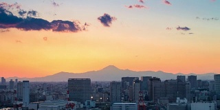 4K时光流逝:东京与富士山，东京，日本。