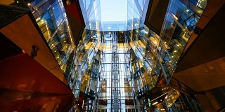 英国伦敦的办公商务大楼- Time lapse