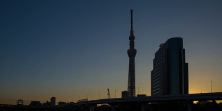 4K时间从夜到日:东京天空树。