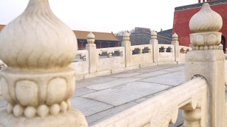 中国北京，古宫桥步行道。视频素材模板下载