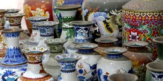 中国古代花瓶与色彩鲜艳的设计，北京，中国。