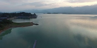 高空空中的青石潭湖