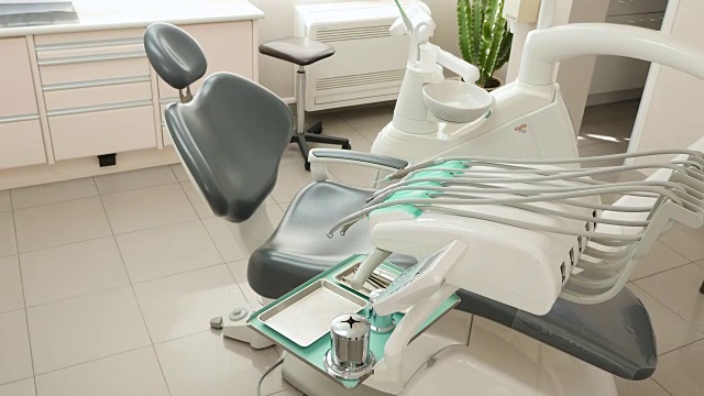 牙科诊所及牙科设备