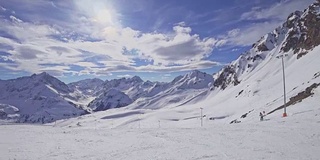 奥地利的阿尔卑斯山在Kuehtai滑雪场