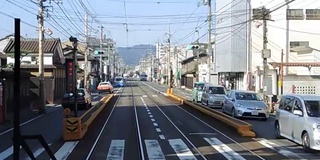 正面的电车，京都市的电车