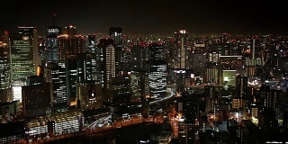高角度的城市大阪的夜晚
