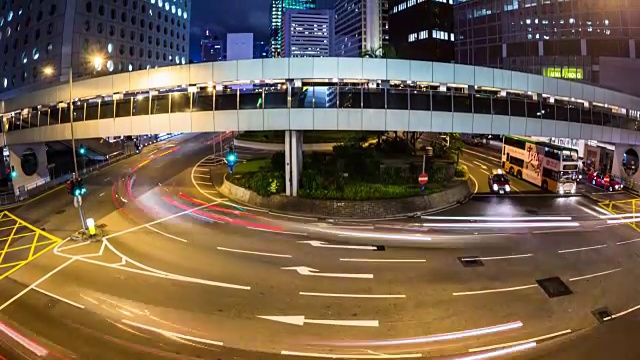 香港街道夜间驾驶