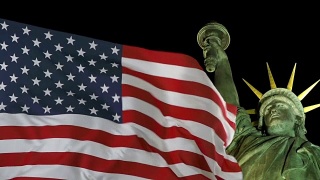 美国国旗在自由女神像前飘扬-真实画面，不是CGI(美国)视频素材模板下载