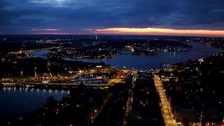 航拍图:夜晚的斯德哥尔摩视频素材模板下载