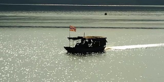 泰国的士船