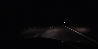 晚上在高速公路上开车，POV