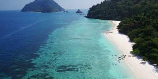 年乌菲岛有白色的沙滩。无人机鸟瞰图。缅甸(Burma)旅游目的地