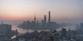 T/L WS HA Shanghai Skyline at Dawn, Night to Day Transition /上海，中国