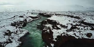 冰岛Godafoss瀑布的鸟瞰图