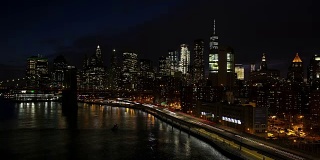 夜晚的时间流逝在纽约曼哈顿市中心