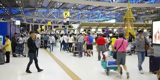 泰国曼谷国际机场，素万那普机场。