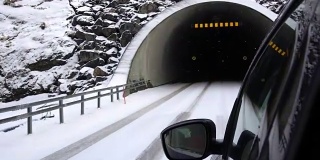 在挪威罗弗敦岛开过隧道的4K视频