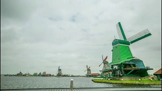 荷兰的风车Zaanse schans视频素材模板下载