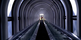 大阪美丽的自动扶梯