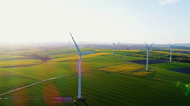 可再生能源-农业领域的风力涡轮机