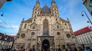 4K时间流逝:维也纳圣斯蒂芬斯大教堂视频素材模板下载