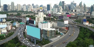 周五曼谷的高速公路高峰时段