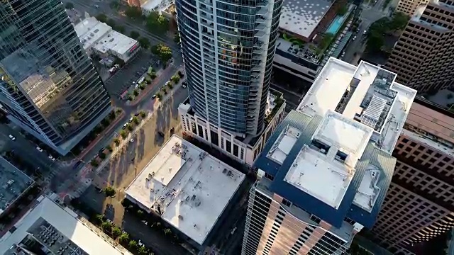 高空摩天大楼最高的奥斯汀德克萨斯州无人机视图