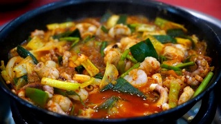 辣汤章鱼-韩式料理视频素材模板下载