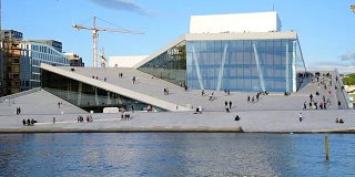 奥斯陆，挪威国家歌剧院和芭蕾舞楼