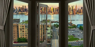窗口视图纽约曼哈顿时间流逝城市景观摩天大楼黄昏