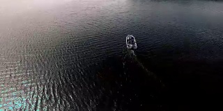 摩托艇驾驶-航拍镜头