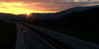 高清延时:日落的高速公路
