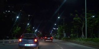 夜晚，灯火通明，珠海市交通街道公路之旅，pov全景4k中国