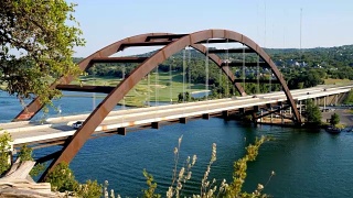 Pennybacker Bridge，奥斯汀，德克萨斯州视频素材模板下载