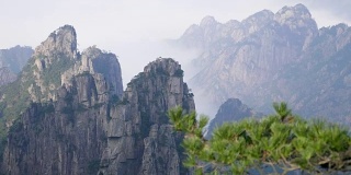 黄山或黄山云海风景，中国东部安徽省。