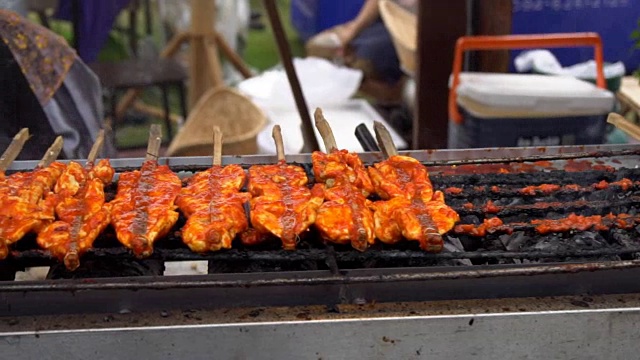 烧烤鸡肉棒。