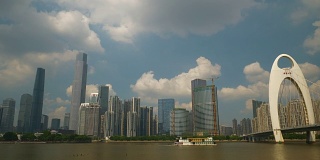 阳光明媚的一天广州市著名的江湾市区全景4k中国