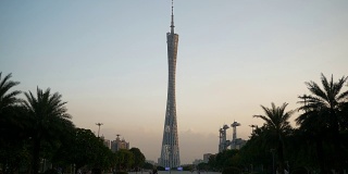 日落时分广州市著名的塔人行广场全景4k中国