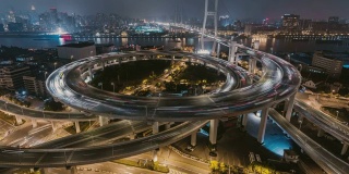 上海交通图，繁忙道路交叉口夜间鸟瞰图