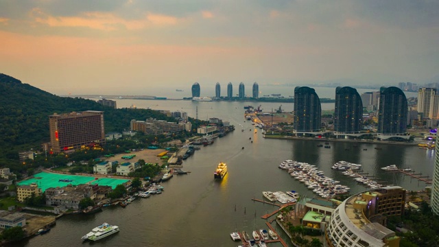 日落时间三亚河交通著名的航拍全景，时间跨度为4k中国