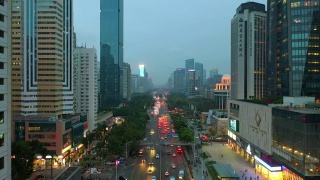 黄昏时分照明深圳市区交通街道航拍全景4k中国视频素材模板下载