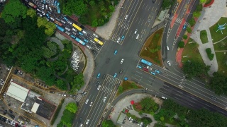 白天时间深圳市区交通街道十字路口高空俯视图4k中国视频素材模板下载