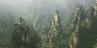 中国张家界国家森林公园航拍视频