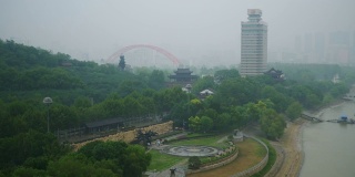 白天时间武汉市著名滨江大桥公园全景4k中国