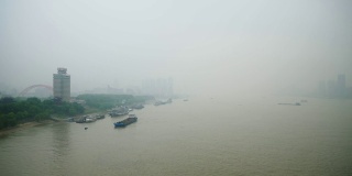 白天时间武汉城著名的滨江湾大桥全景4k中国