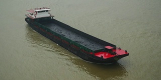 白天时间武汉市内著名的河流交通大桥，观赏4k中国