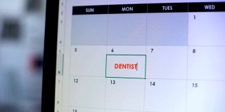 计划去看牙医，记在日记里，口腔护理，修复