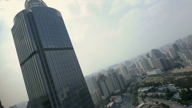 白天上海城市天际线的时间推移